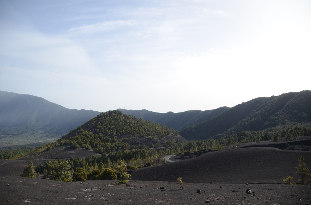 Transvulcania 2012- wzgórza i wijąca sie droga