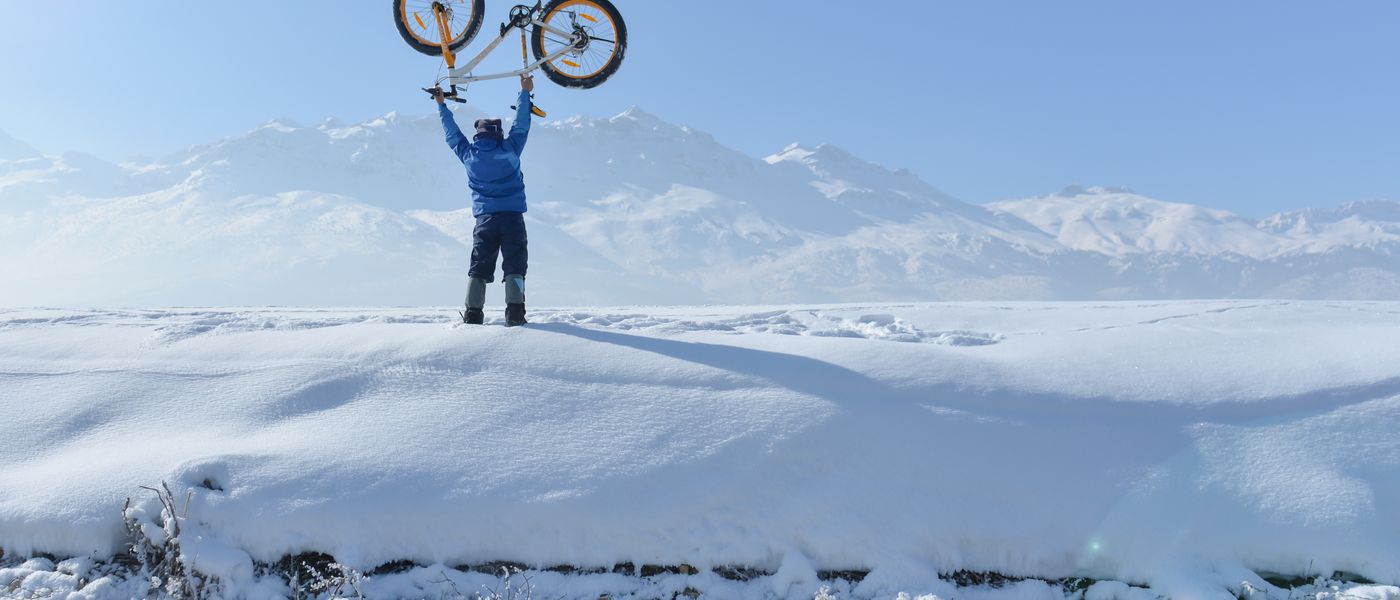 Na rowerze zimą (foto: Mactronic)