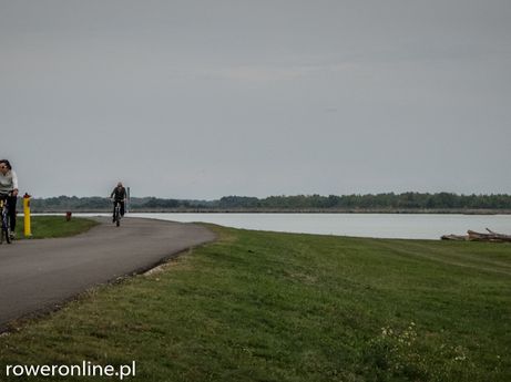Dunajska trasa rowerowa na północnym brzegu (foto: P. Burda)