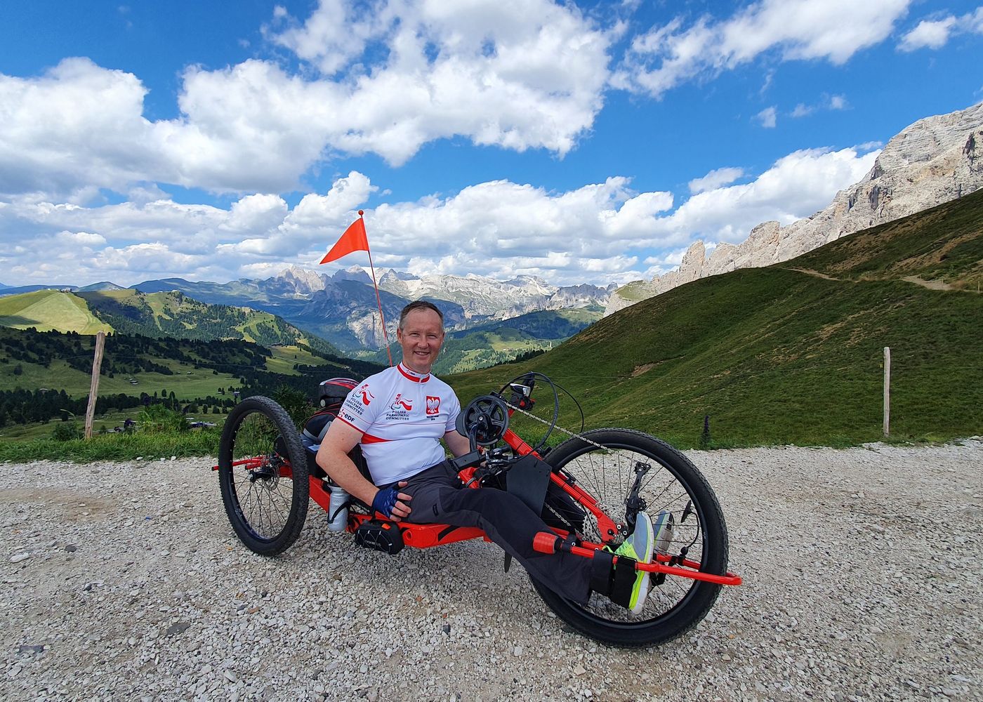 Wokół Sella Ronda na rowerze (fot. D. Sobczak) Wokół Sella Ronda na rowerze (fot. D. Sobczak)