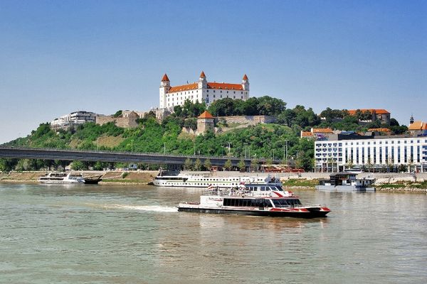 Bratysława Zamek i Dunaj
