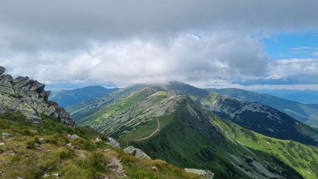Trekking szlakiem na najwyższy szczyt Tatr Niskich – Dziumbiel. / fot. archiwum autorki