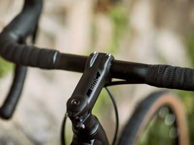 Rower szosowy BMC Roadmachine X (fot. BMC Switzerland)