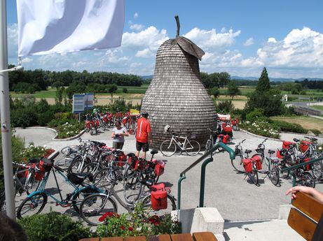 Trasa rowerowa nad Dunajem- restauracja pod gruszką