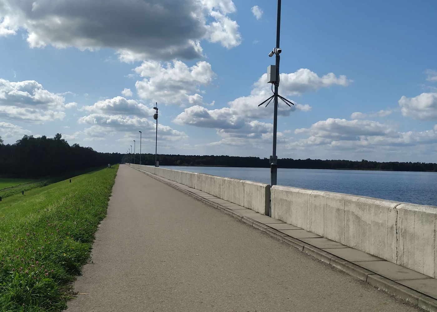 Na zaporze w Goczałkowicach / fot. P. Burda Zalew w Goczałkowicach