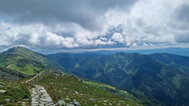Trekking szlakiem na najwyższy szczyt Tatr Niskich – Dziumbiel. / fot. archiwum autorki