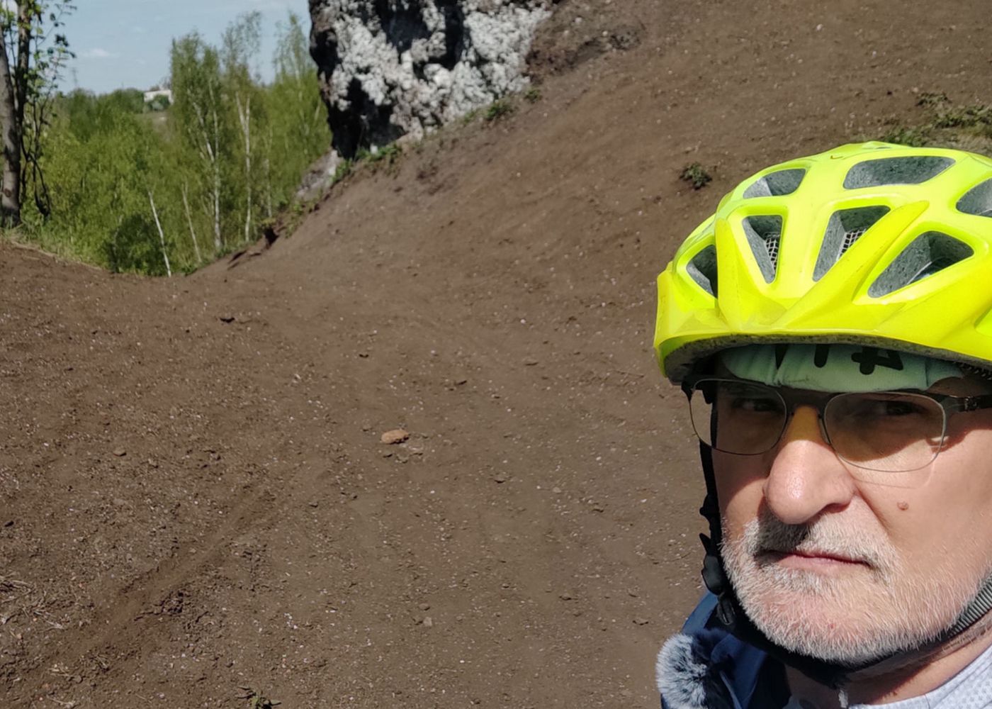 Autor na Hałdzie Ajska w Świętochłowicach Autor na Hałdzie Ajska w Świętochłowicach