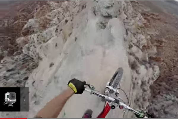GoPro: Backflip Over 72ft Canyon - Kelly McGarry Red Bull Rampage 2013 (źródło: YT)
