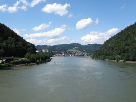 Trasa rowerowa nad Dunajem- na środku rzeki
