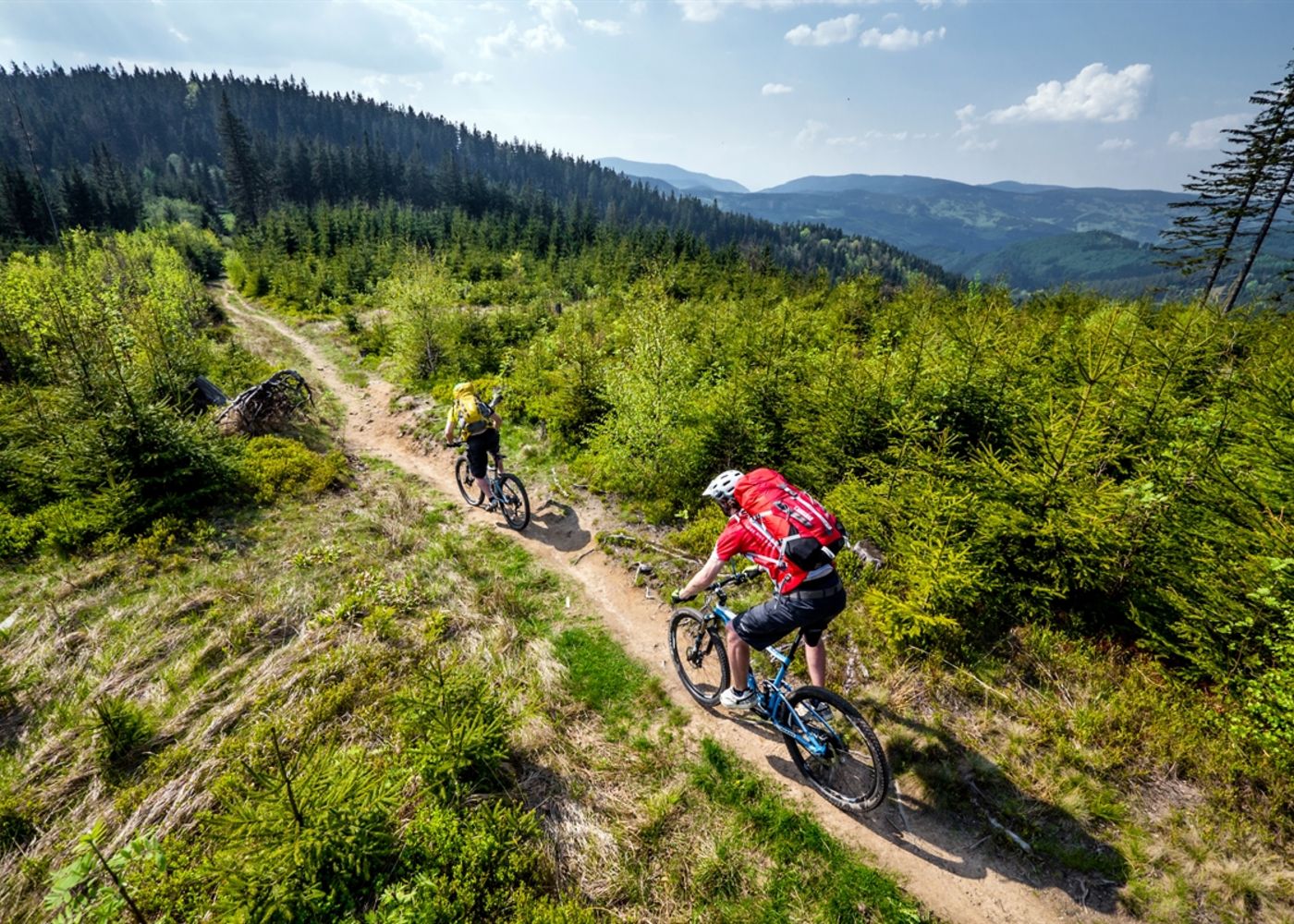 Rowerem przez Beskidy (foto: Petr Slavik) Rowerem przez Beskidy (foto: Petr Slavik)