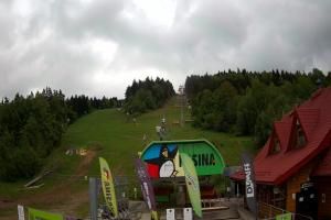 Kasina Wielka Kasina Ski & Bike Park Dolna stacja kolejki krzesełkowej