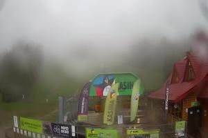 Kasina Wielka Kasina Ski & Bike Park Dolna stacja kolejki krzesełkowej