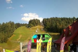 Kasina Wielka Kasina Ski & Bike Park Dolna stacja kolejki krzesełkowej