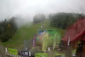 Kasina Wielka Kasina Ski & Bike Park Dolna stacja kolejki krzesełkowej