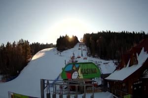 Kasina Wielka Kasina Ski & Bike Park Dolna stacja kolejki krzesełkowej
